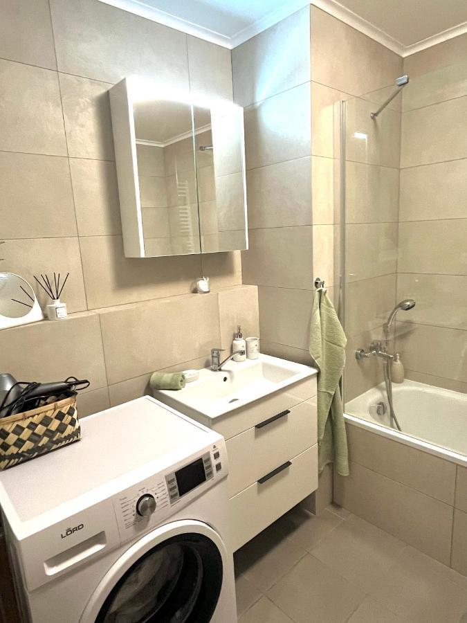 The Elite Ii Downtown Ac & Garage Parking Apartment Bratislava