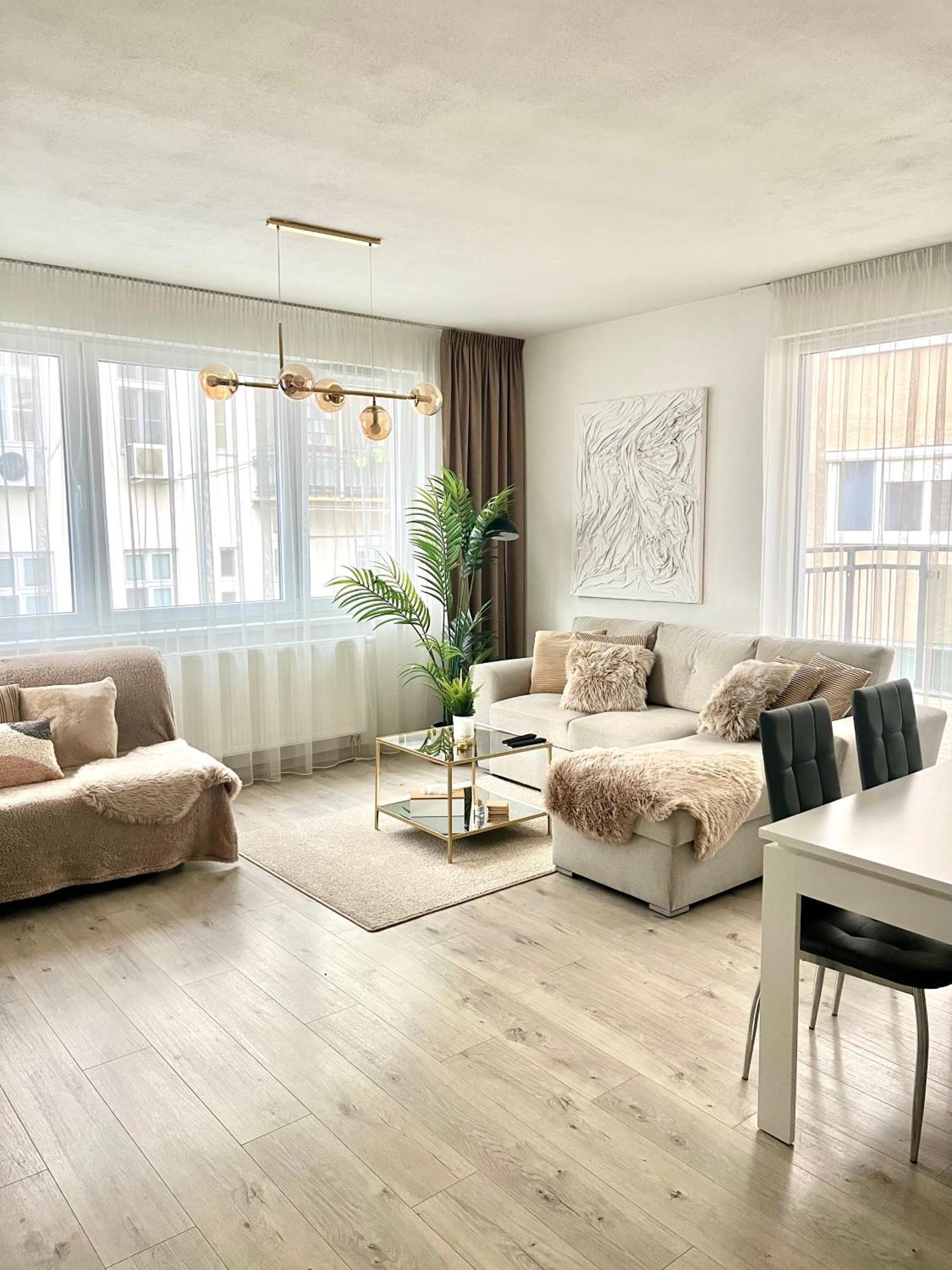 The Elite Ii Downtown Ac & Garage Parking * Bratislava