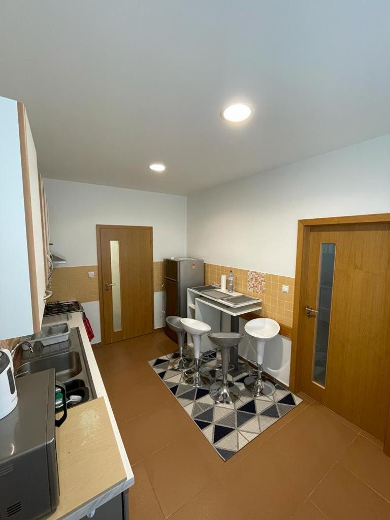 Luxury 2bed Flat With Free Parking Appartamento Bratislava