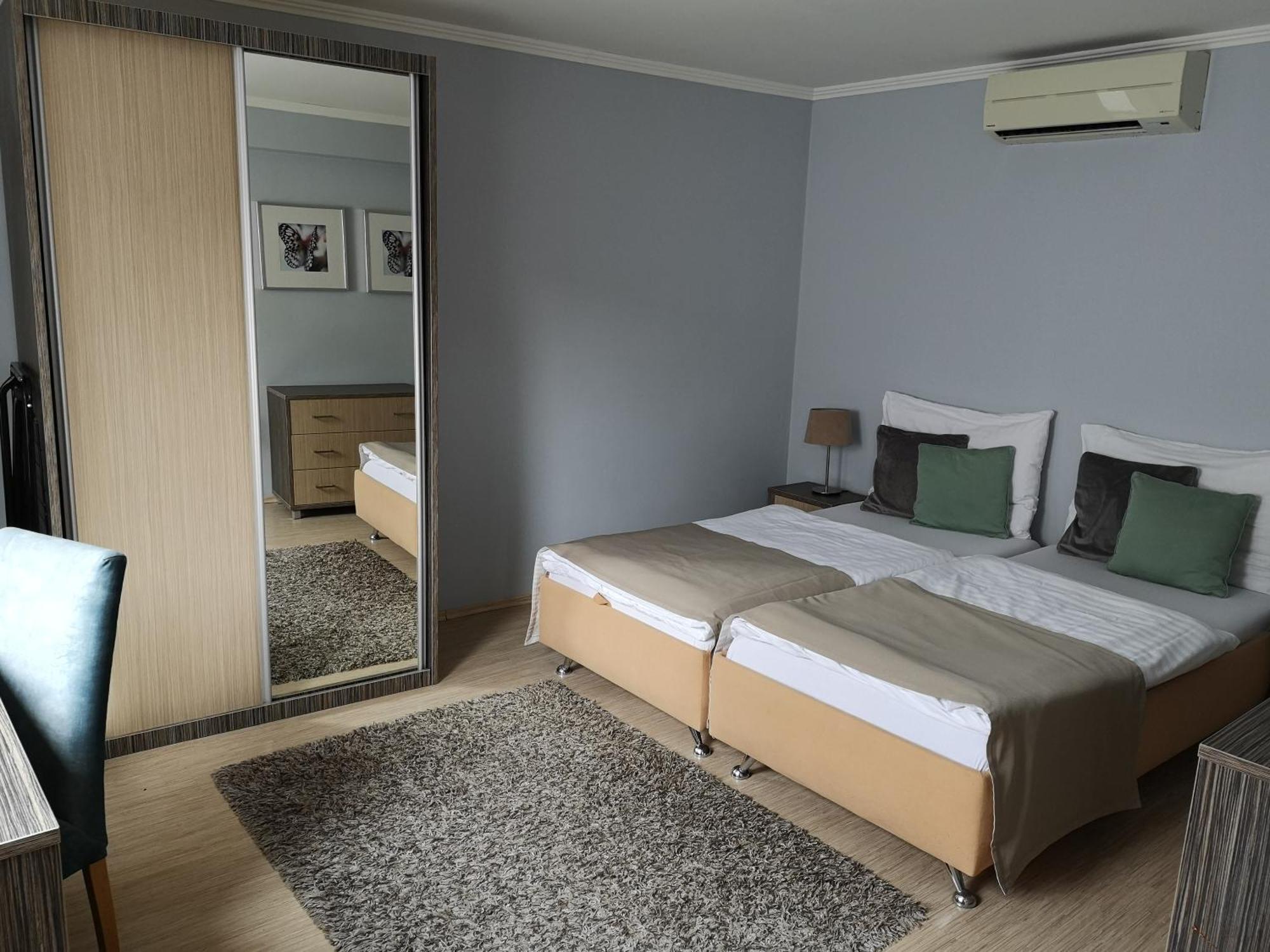 Free Parking Apartamento *