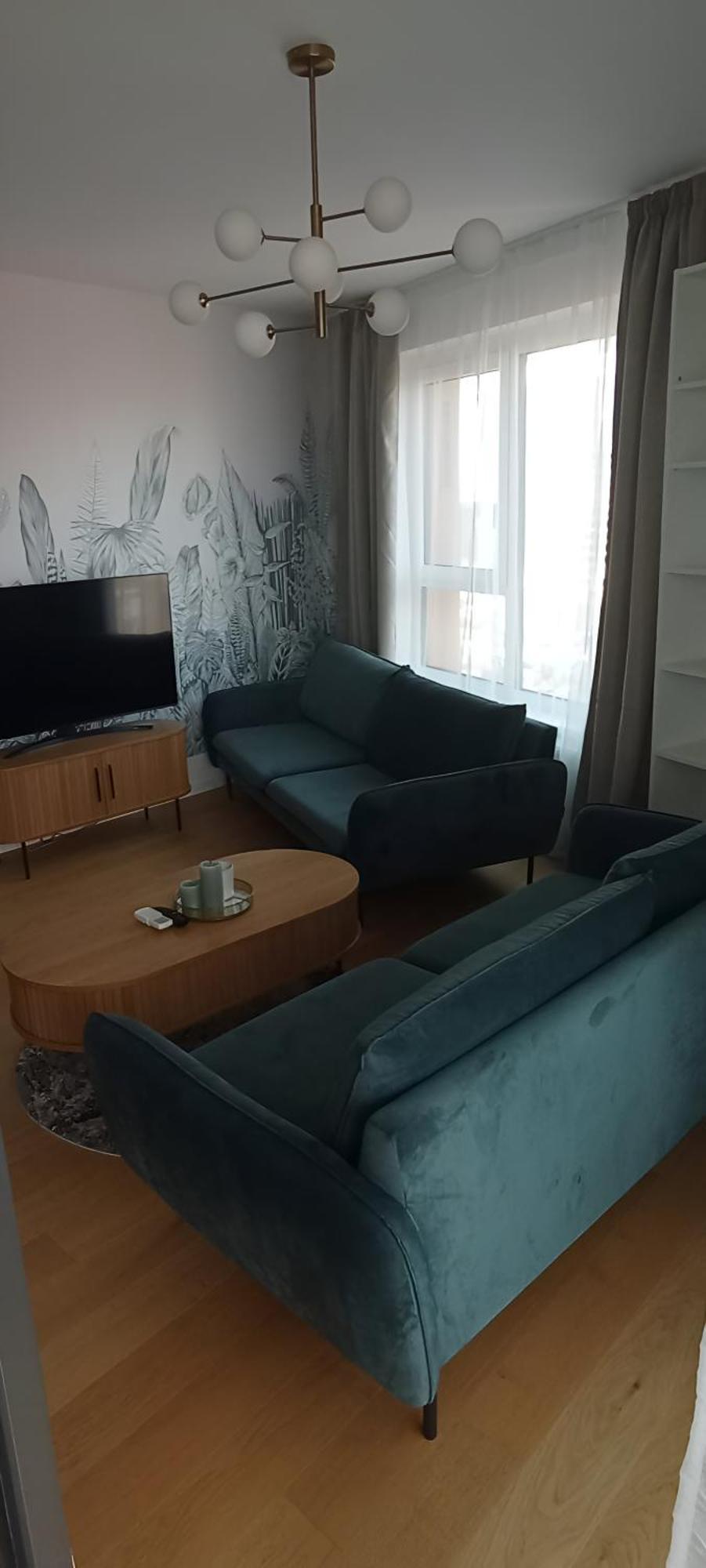 Luxurious Brand New Free Parking Apartment