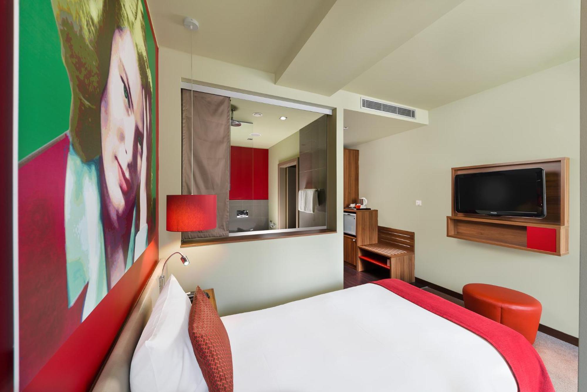 Clarion Congress Hotel 4*