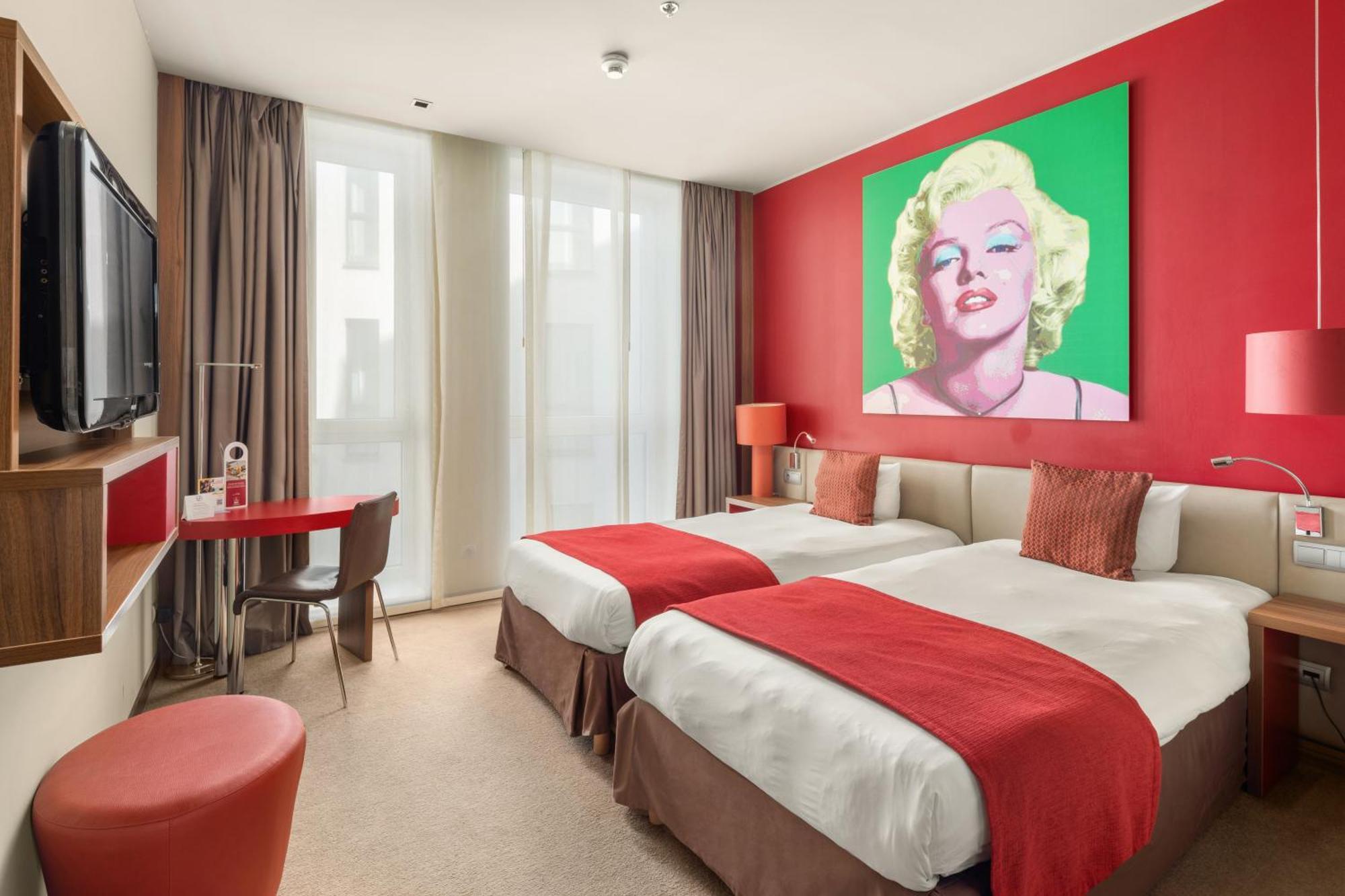 Clarion Congress Hotel 4*