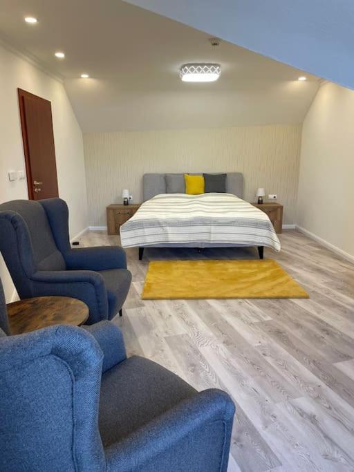 Apartment Luxusny Pri Jazere - Free Parking