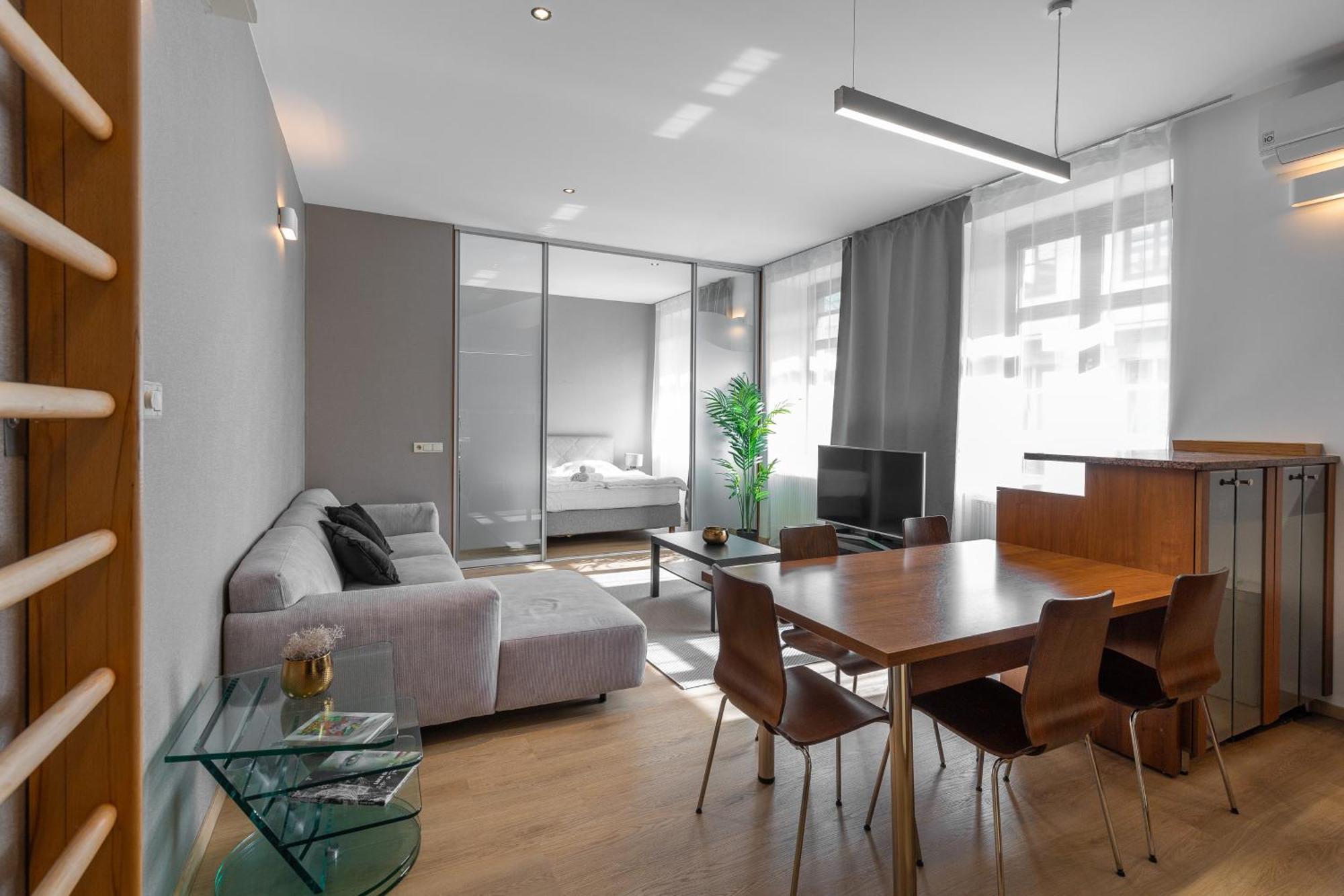 Laurinska Modern In Direct Centrum Of Bratislava, Air-condition