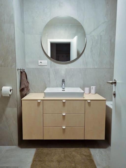 Zwirn, Free Parking, 24/7 Access Apartamento