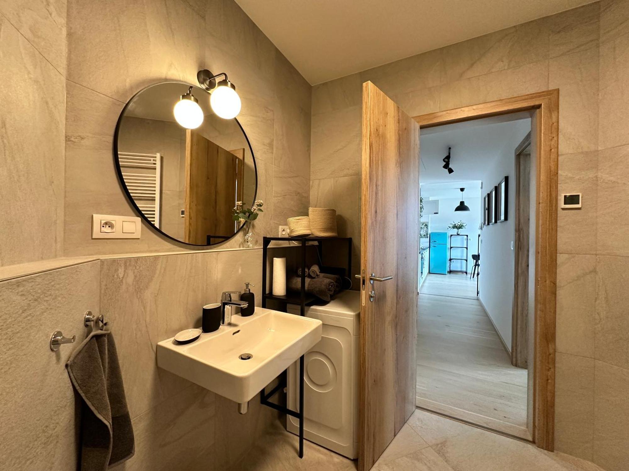 Zwirn1, Uplne Nove, Parkovanie, Klimatizacia, Apartment