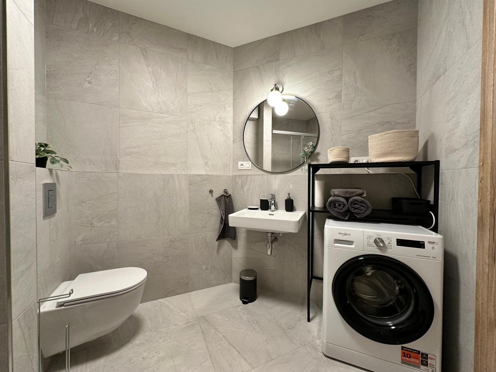 Apartment Zwirn1, Uplne Nove, Parkovanie, Klimatizacia,