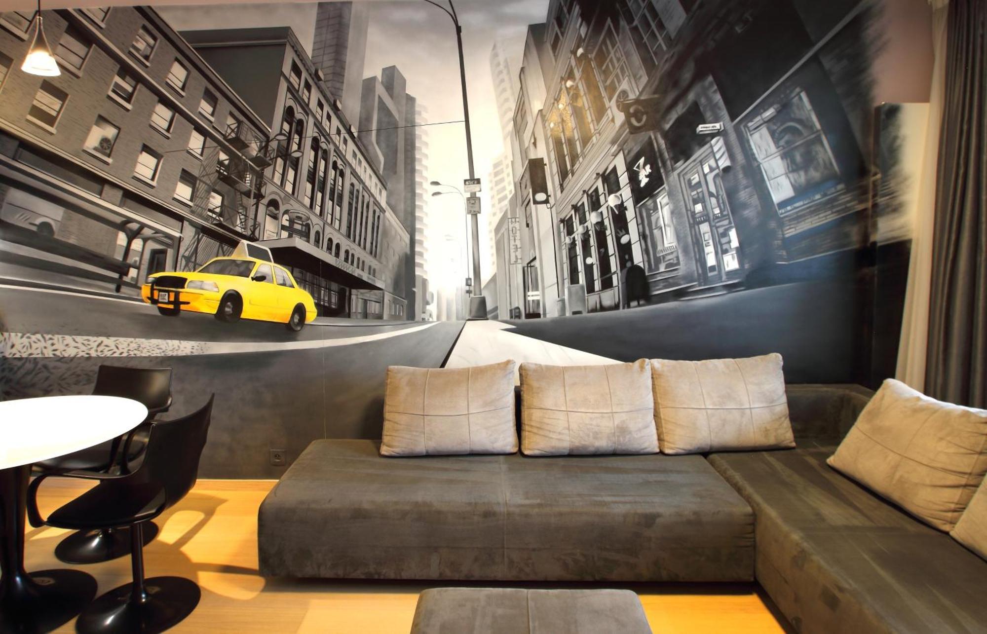 Panorama Oasis - Free Parking On Site - Air Con - Biz Wifi - Netflix Apartment Bratislava
