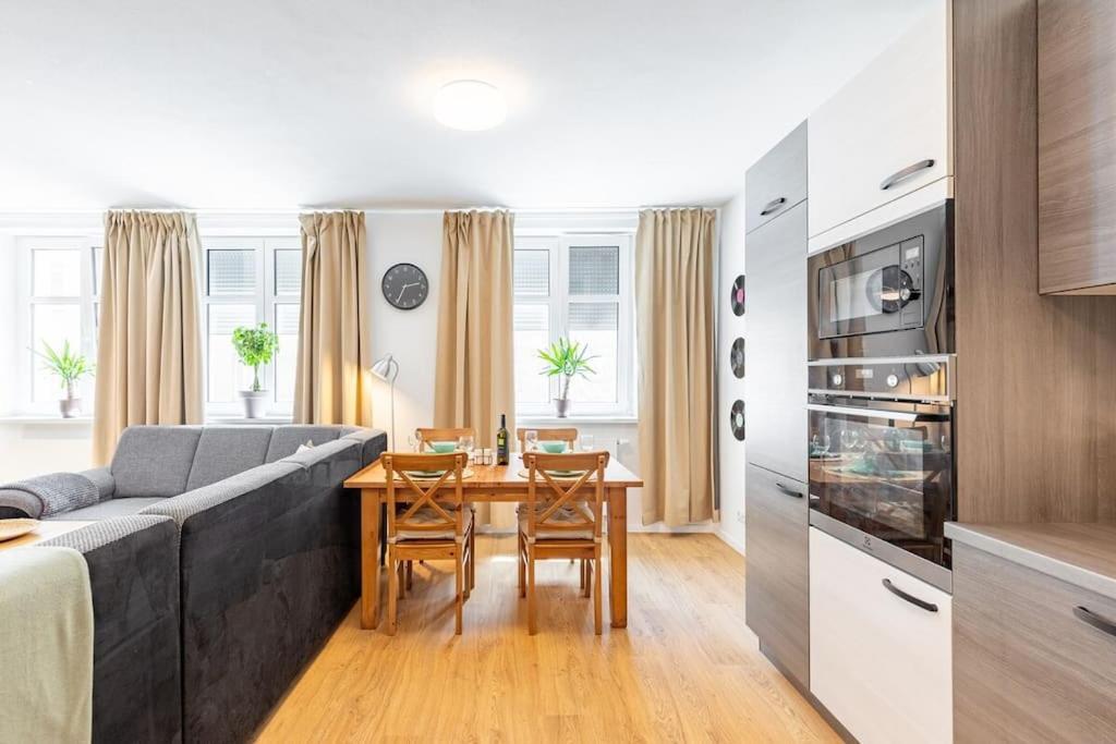 Haven Beskydska Street Getaway Apartamento