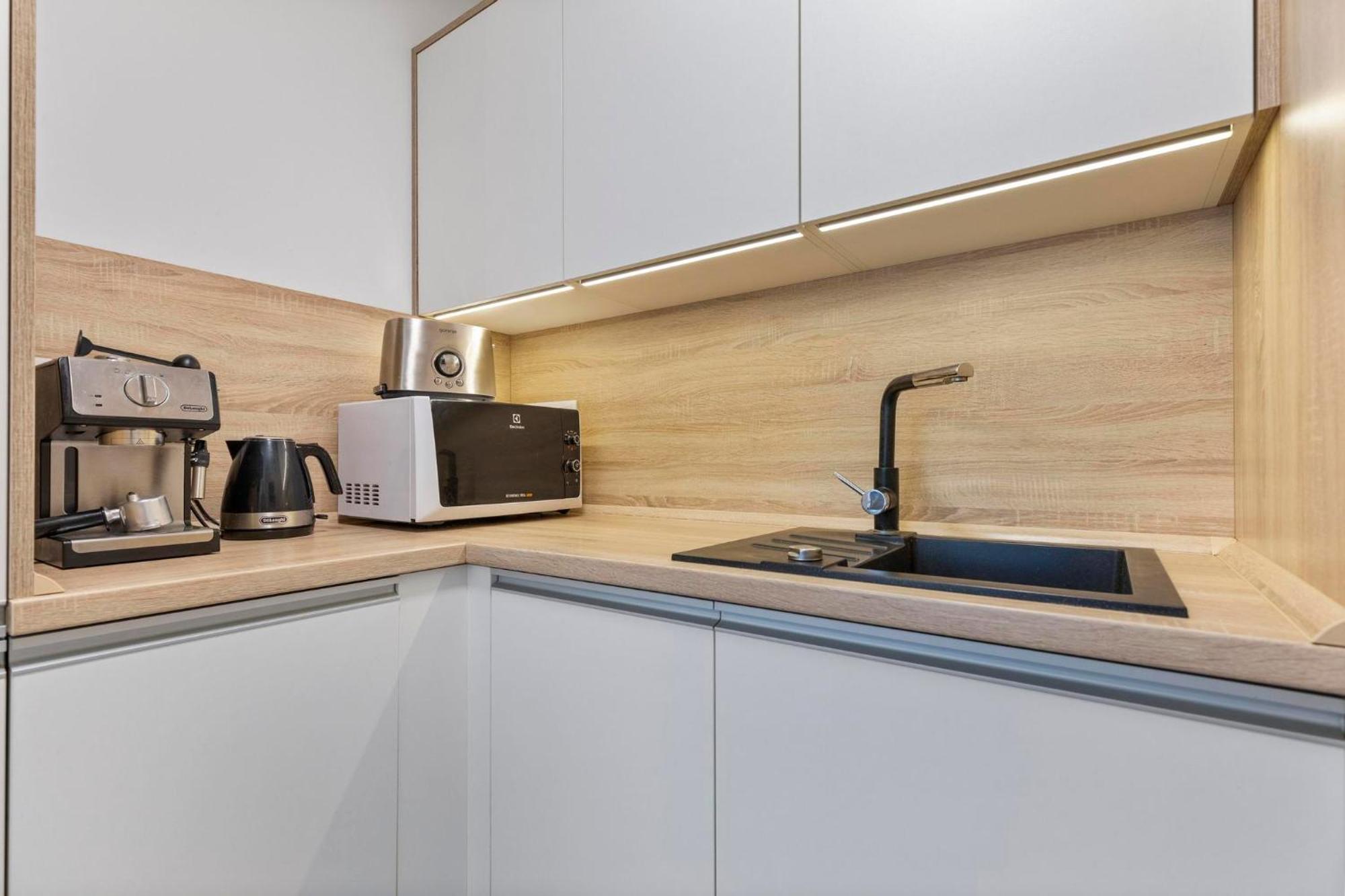 Twin 1 In - With Parking Apartmán Bratislava