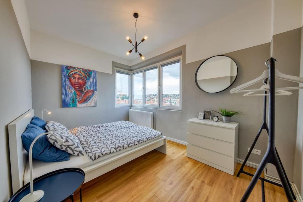 Apartamento Falcon Apartment, Pano, View, Old Town, Bratislava