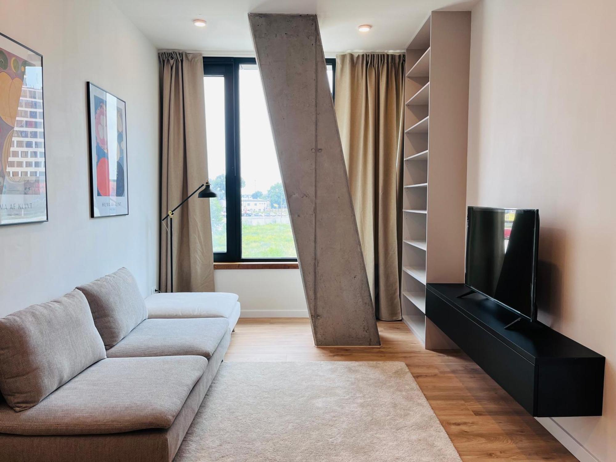 Chic And 2 Bed Bratislava