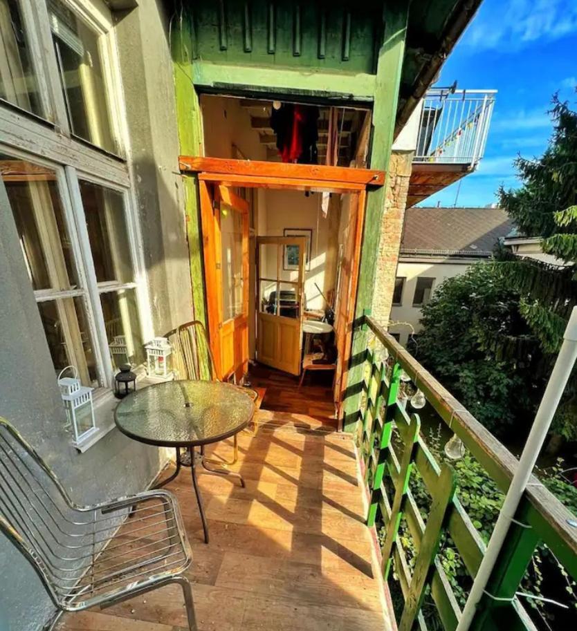 Big In City Center & Private Parking Apartment *