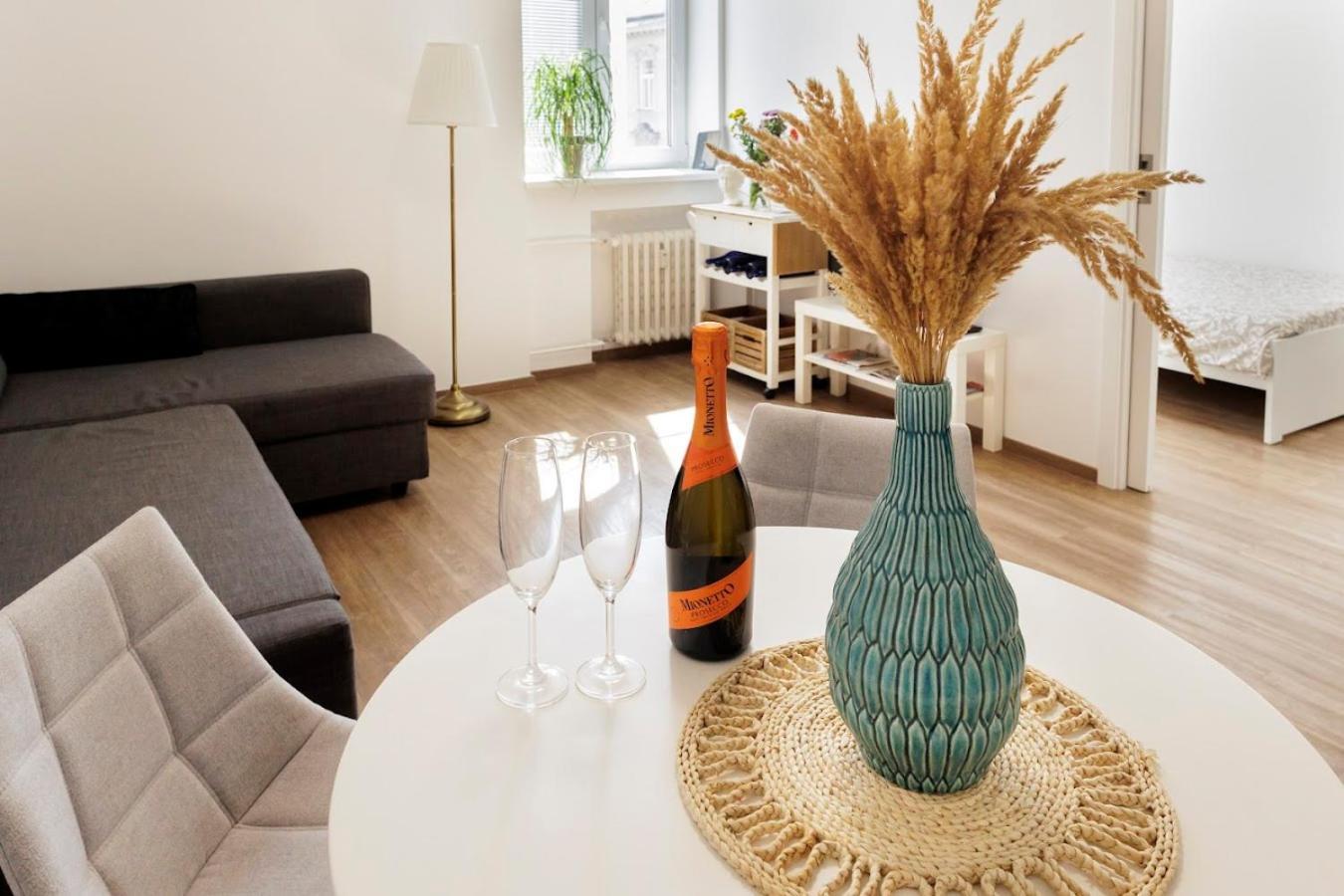 Boutique Flat In Old Town Apartment *