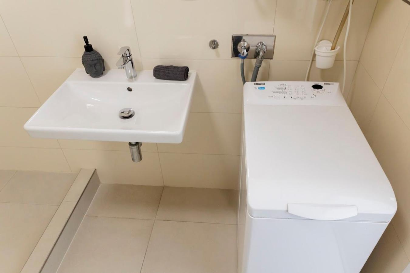 Boutique Flat In Old Town Apartment *