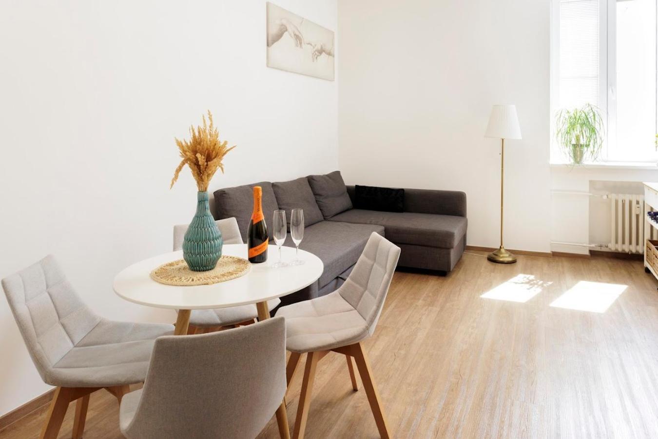 Boutique Flat In Old Town Apartment