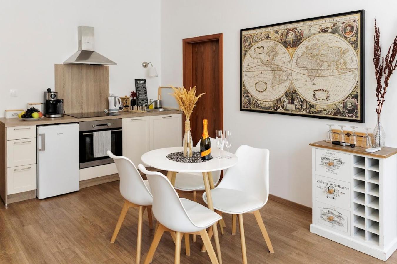 Apartamento Diamond In Old Town With Free Parking
