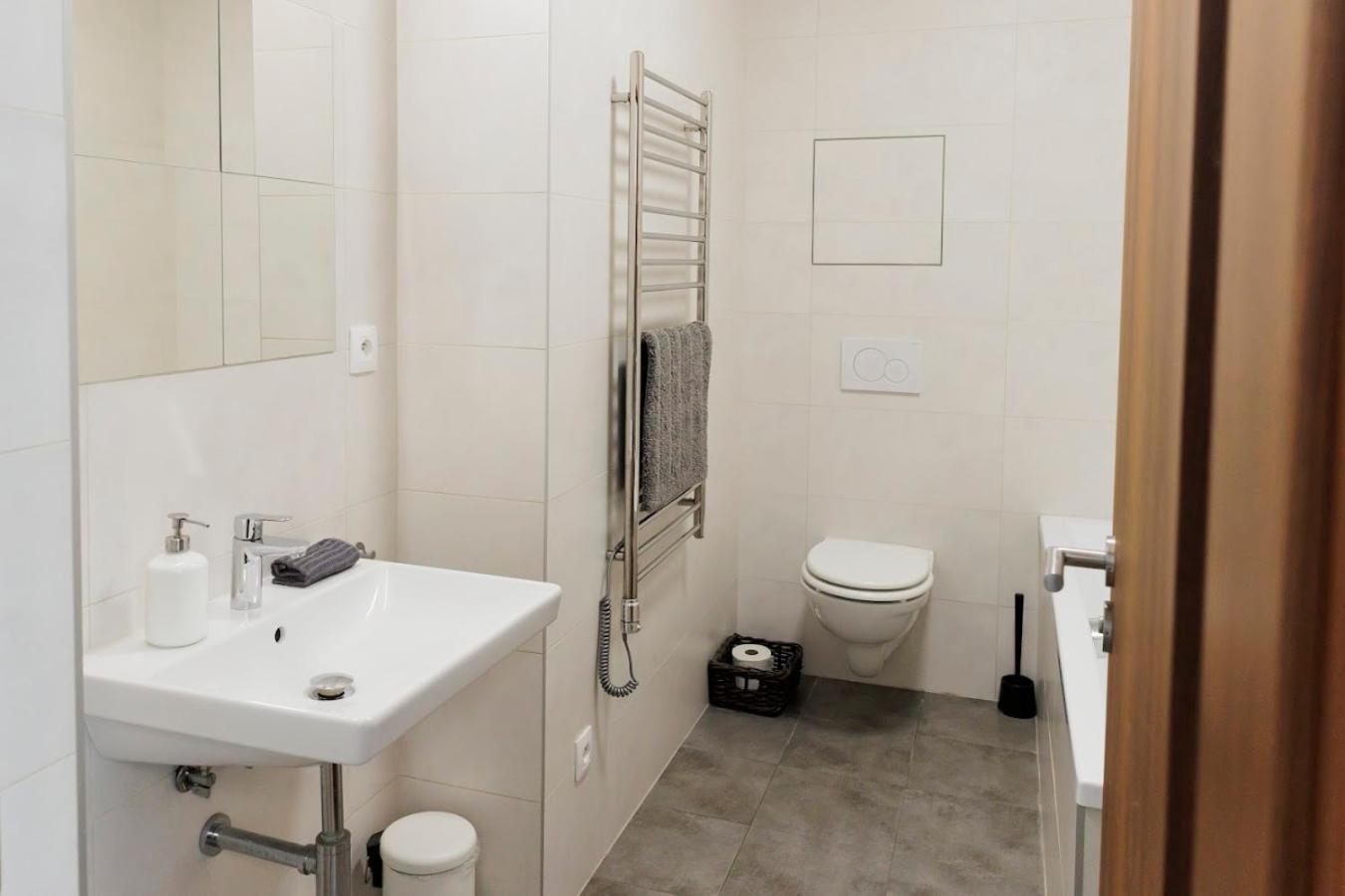 Apartamento Diamond In Old Town With Free Parking Bratislava