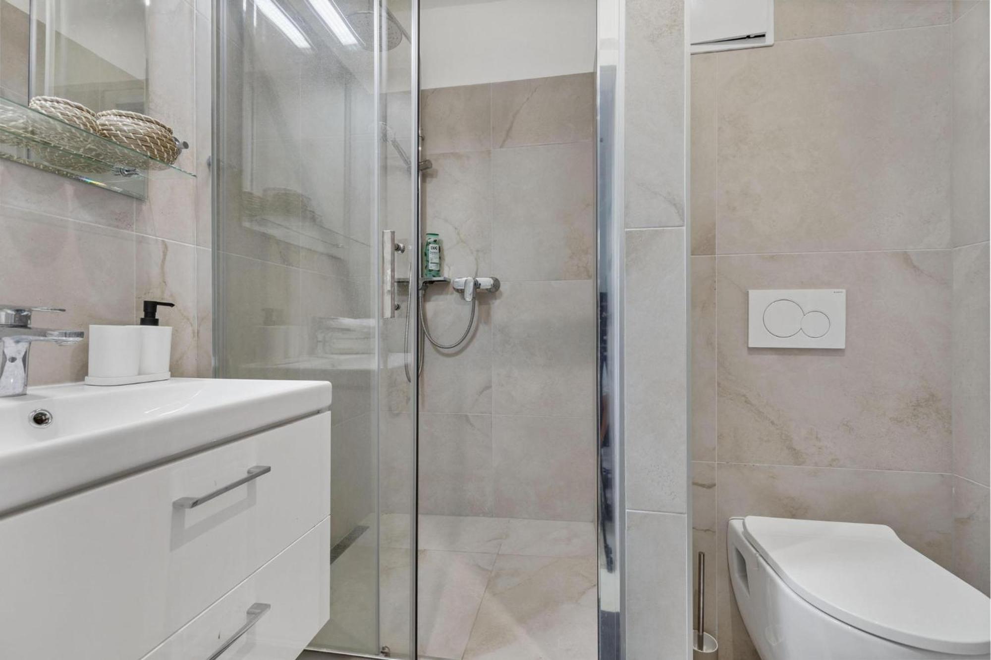 Modern Urban Trnavska Cesta Apartamento