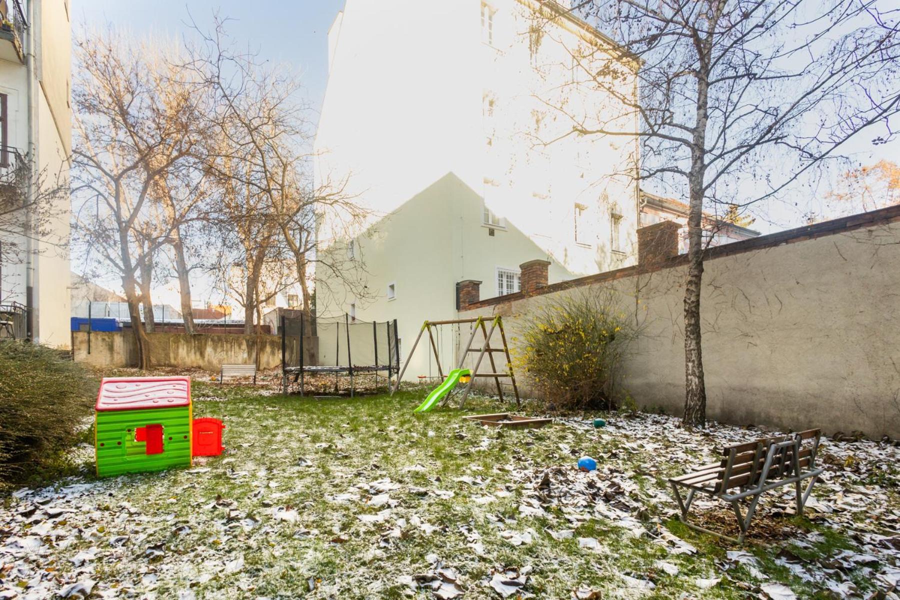 Old Town 2 Garden Free Parking Apartment
