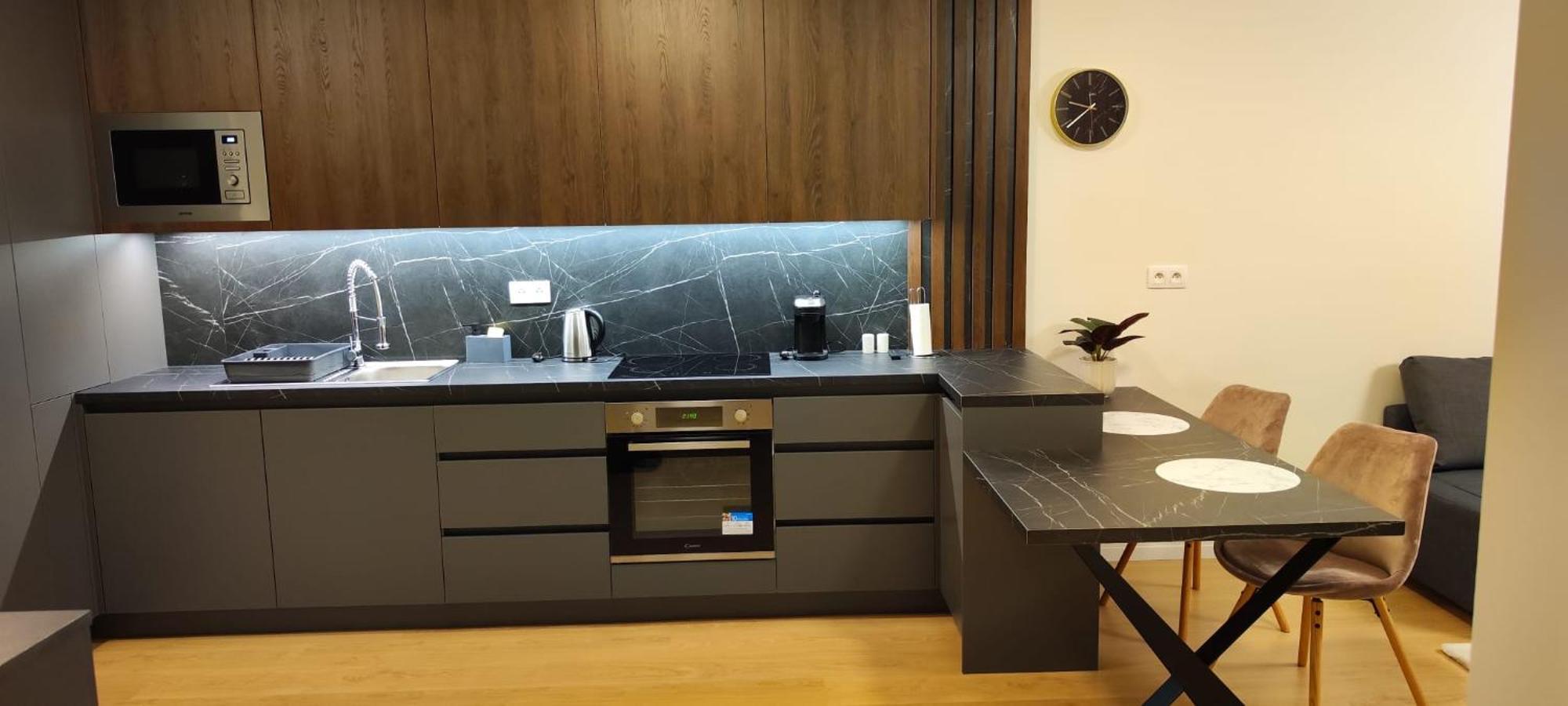 Apartment New With Free Garage Parking Near The Airport Bratislava