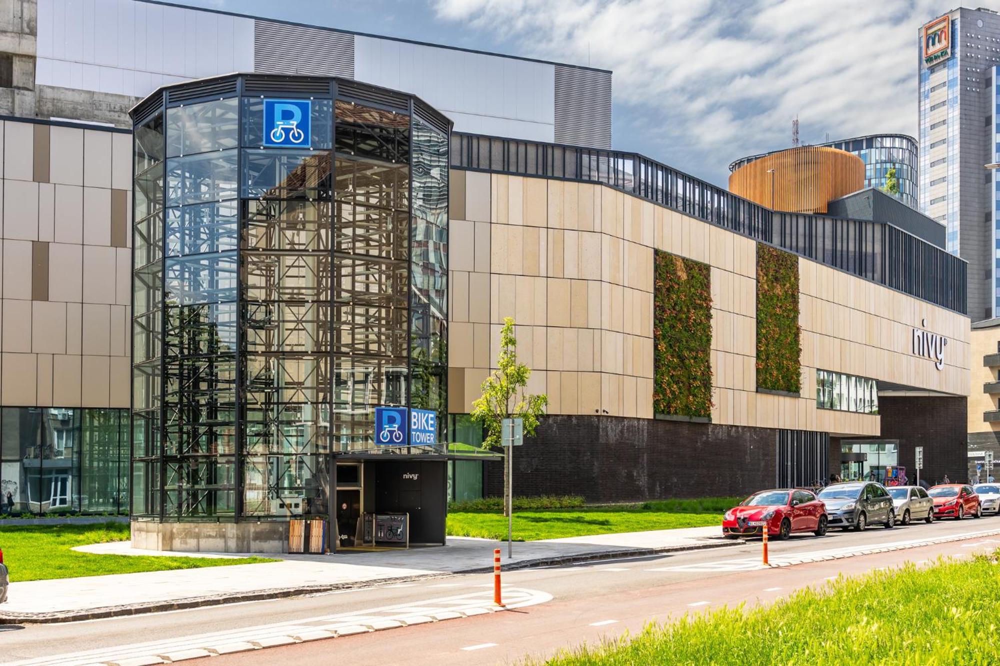 Quiet In New Center, Nivy Bratislava