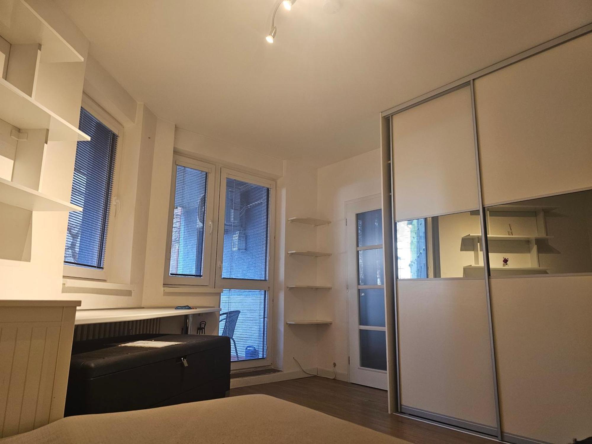 Huge Next To Train Station Close To The Center * Pressburg