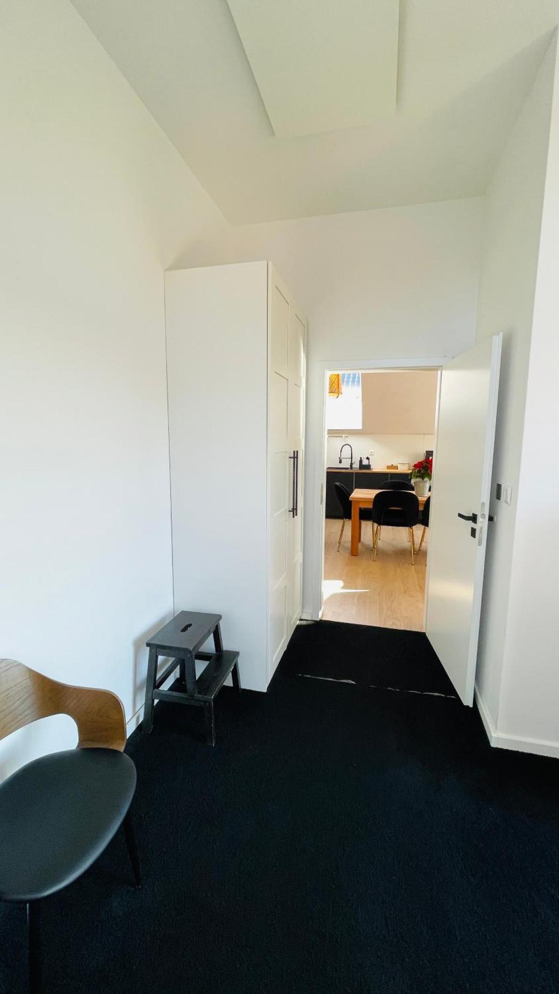 House Flow, 3 With Terrace, Free 2 Parking Apartment