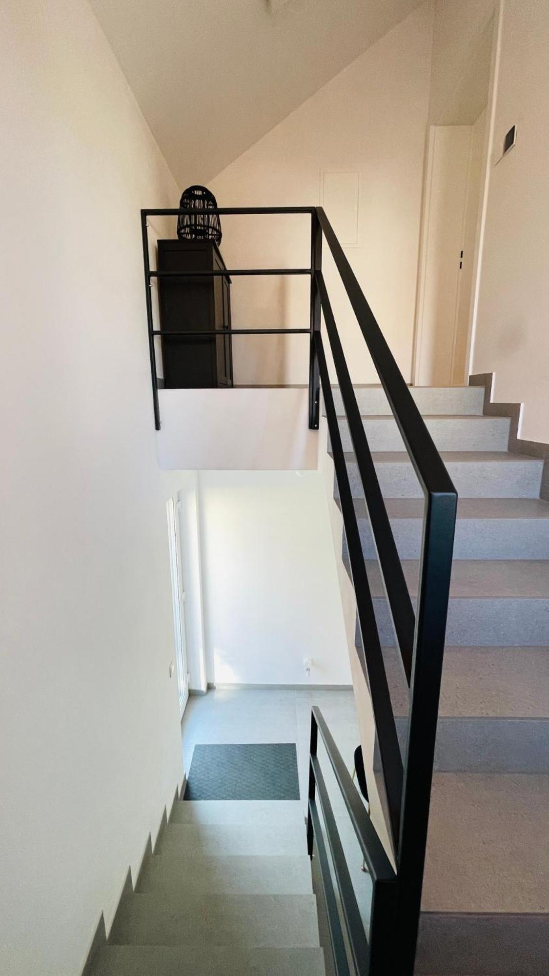 House Flow, 3 With Terrace, Free 2 Parking Apartment *