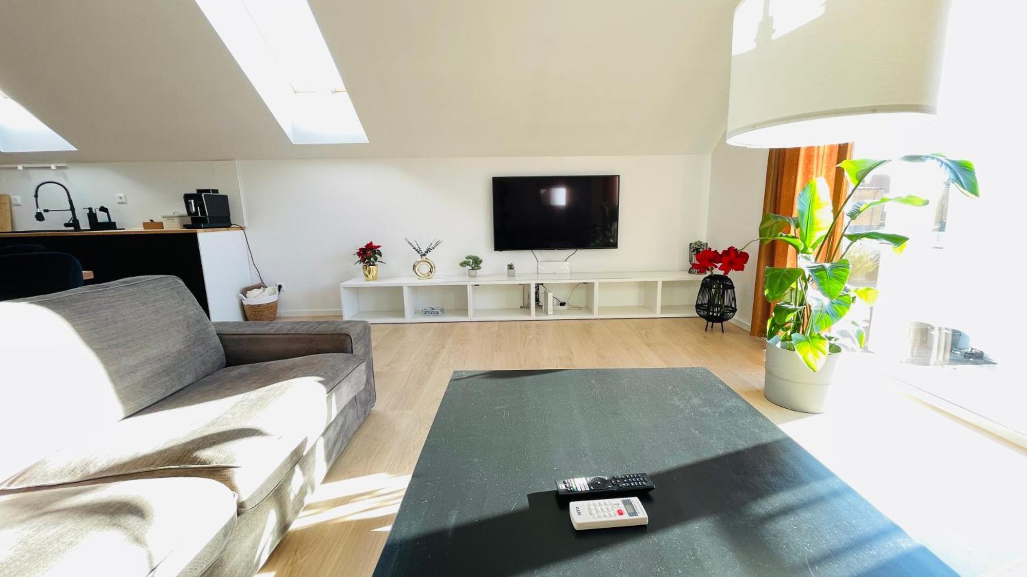 Apartment House Flow, 3 With Terrace, Free 2 Parking Bratislava