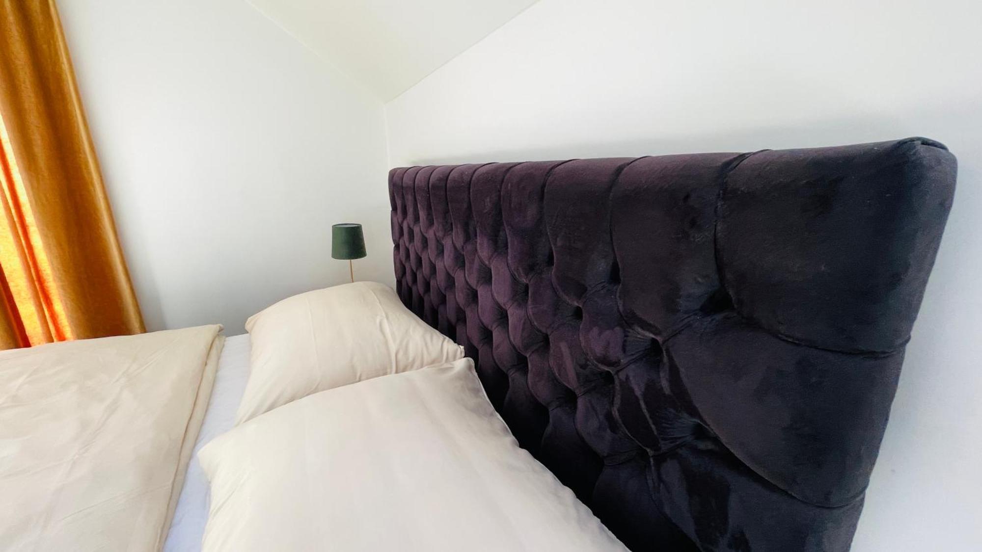 House Flow, 3 With Terrace, Free 2 Parking Apartment *