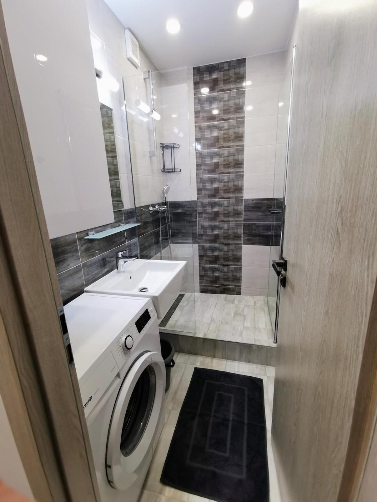 Halovaa Apartmán *