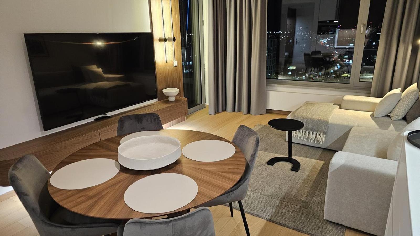 Apartment Skypark Escape With Balcony Bratislava