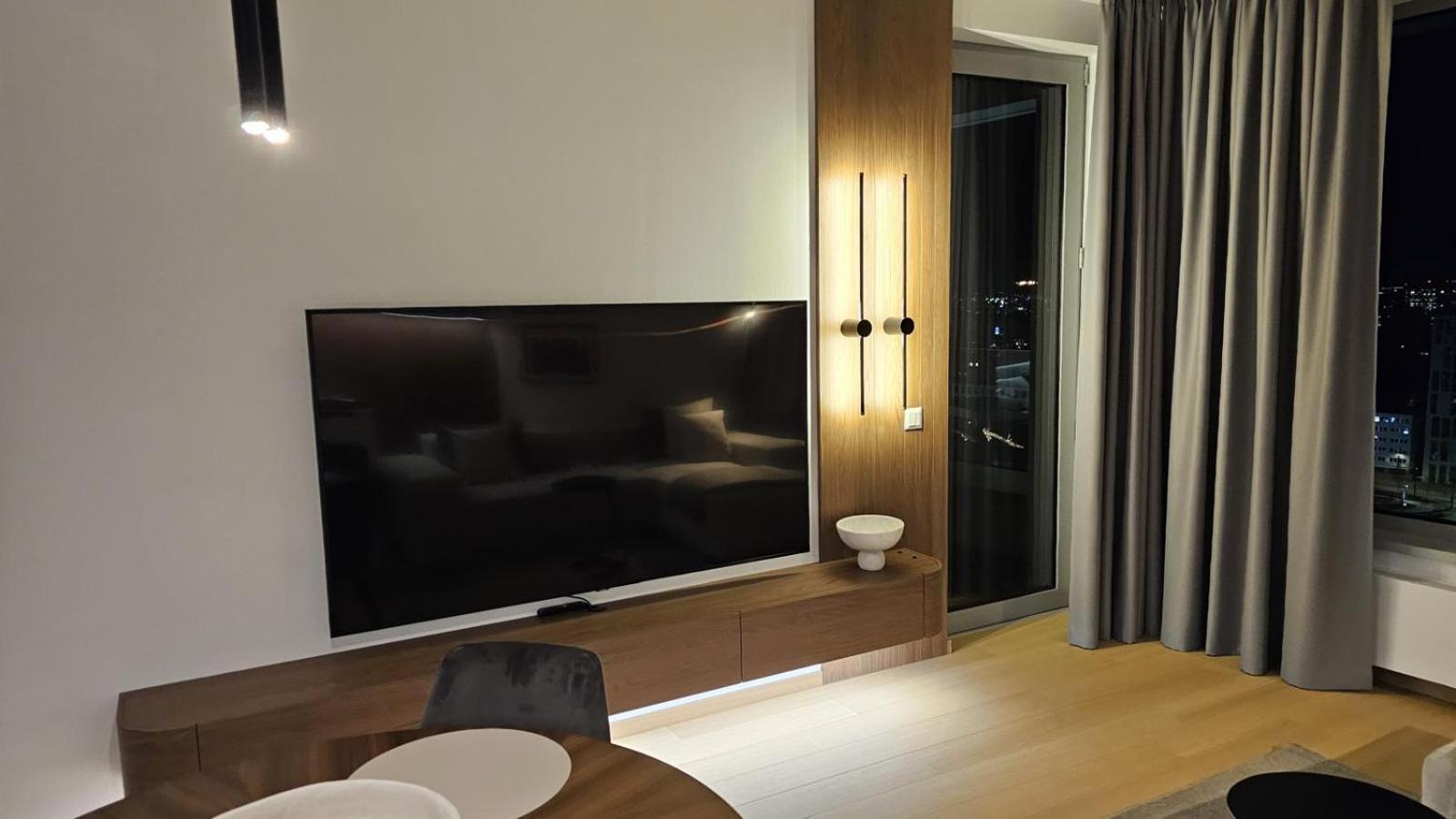 Skypark Escape With Balcony Bratislava
