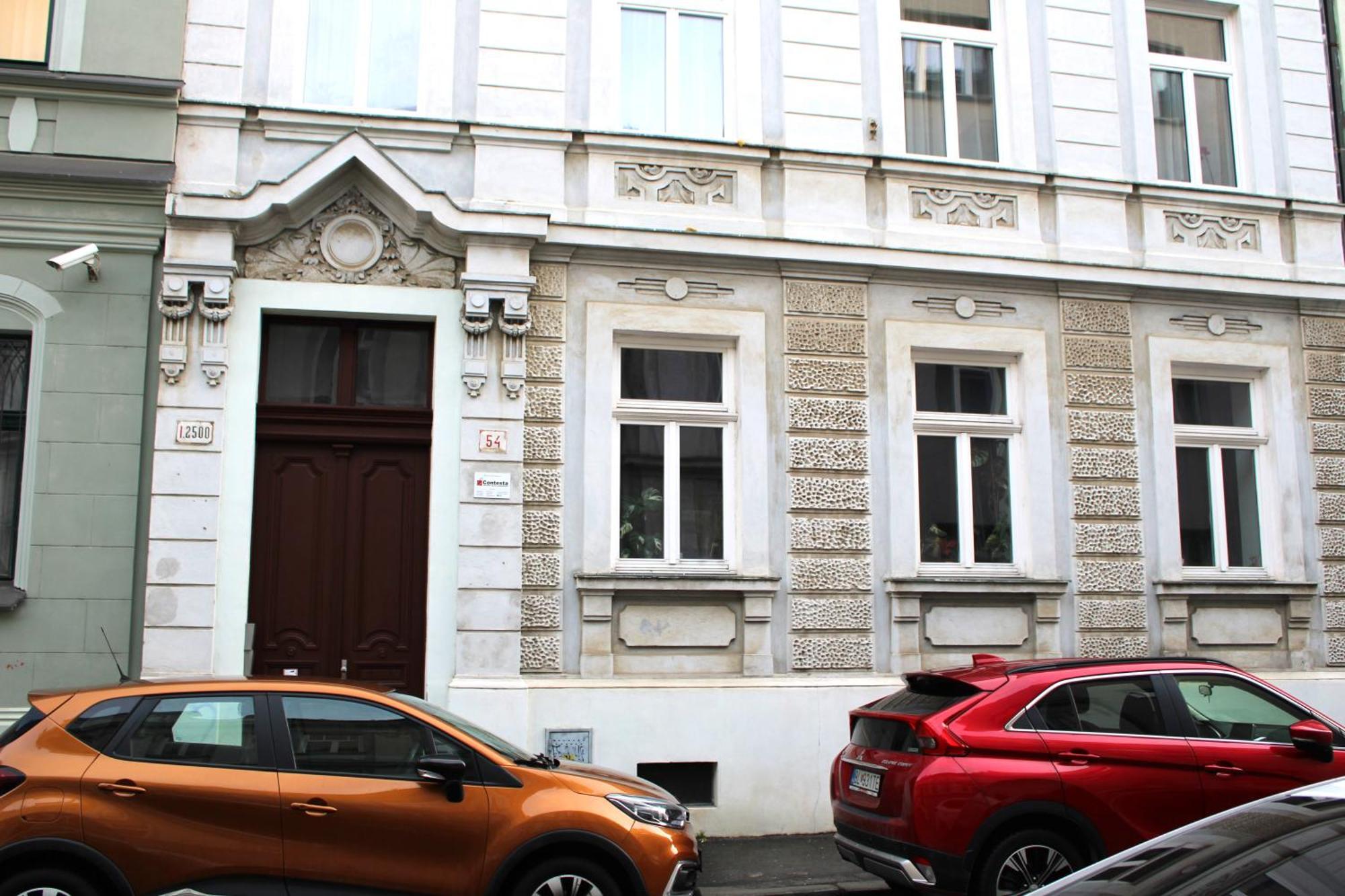Pressburg Central *