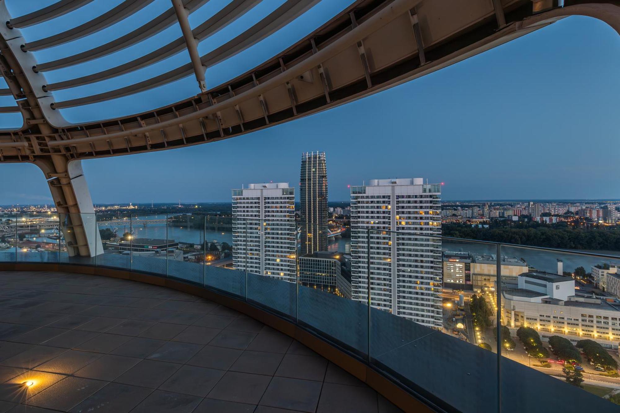 Skypark Retreat With Balcony *