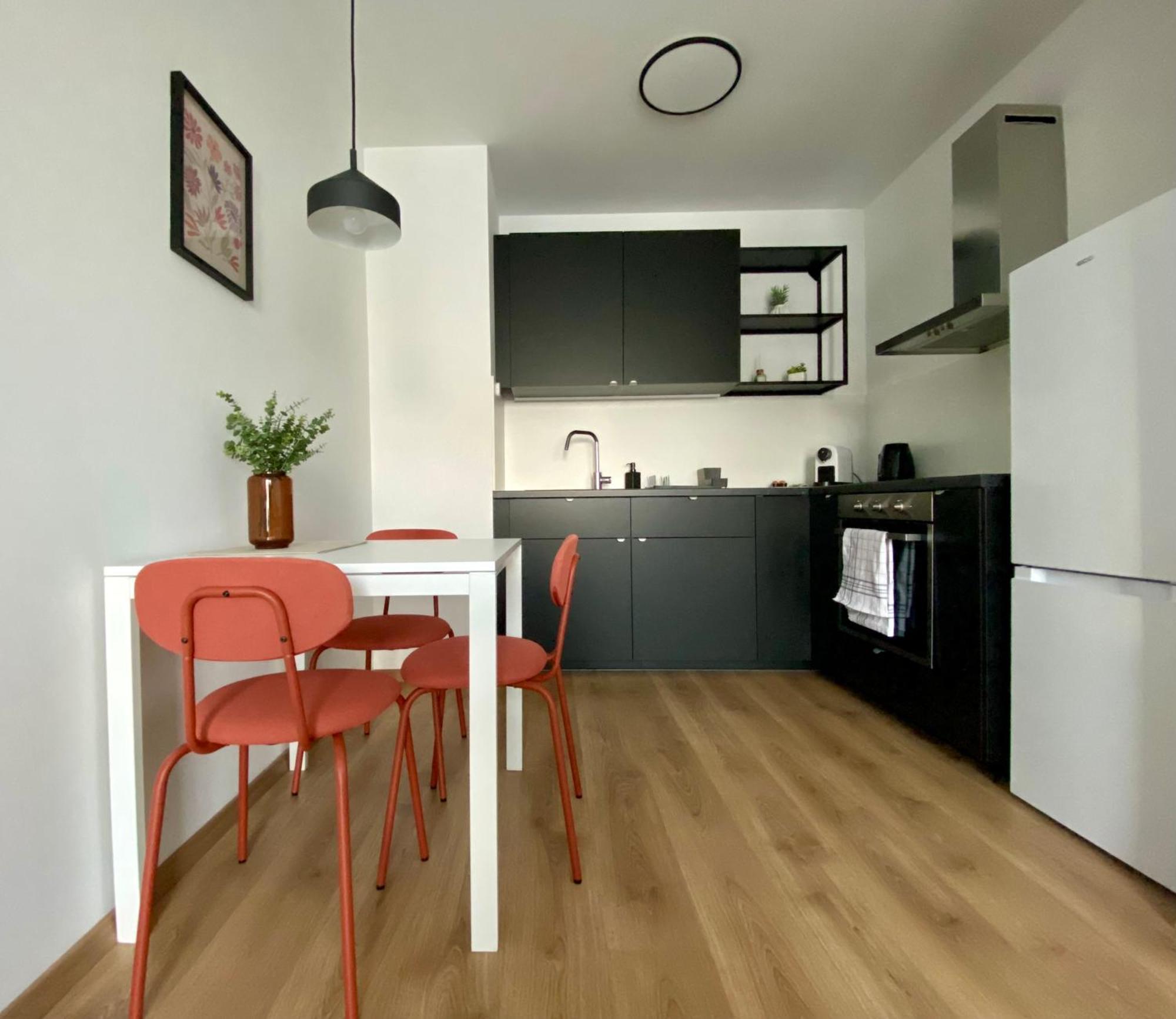 Nook I Airport Apartment Bratislava
