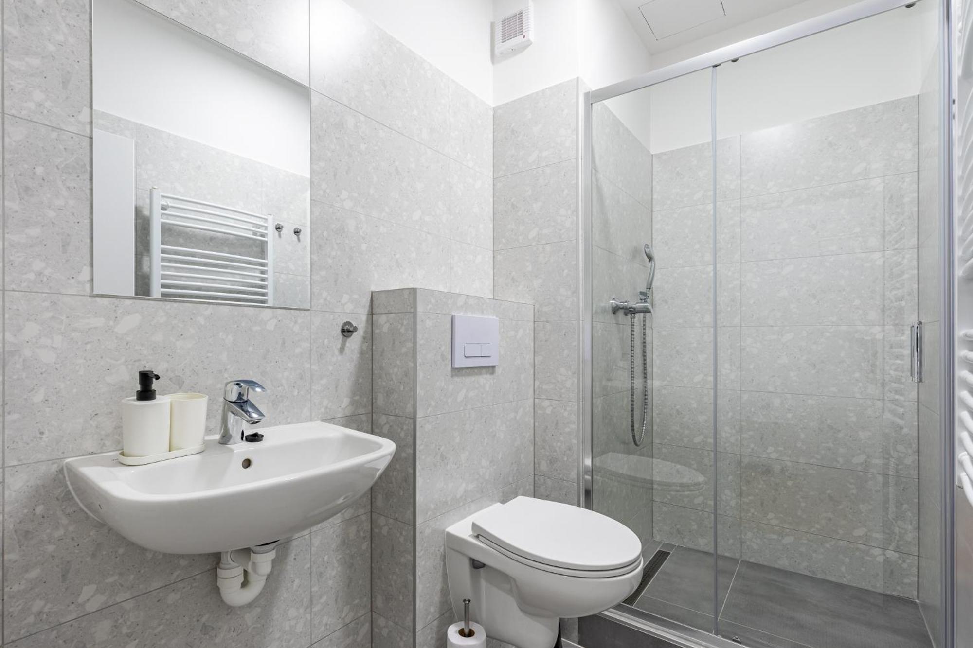 Levicka - 2 * Bratislava