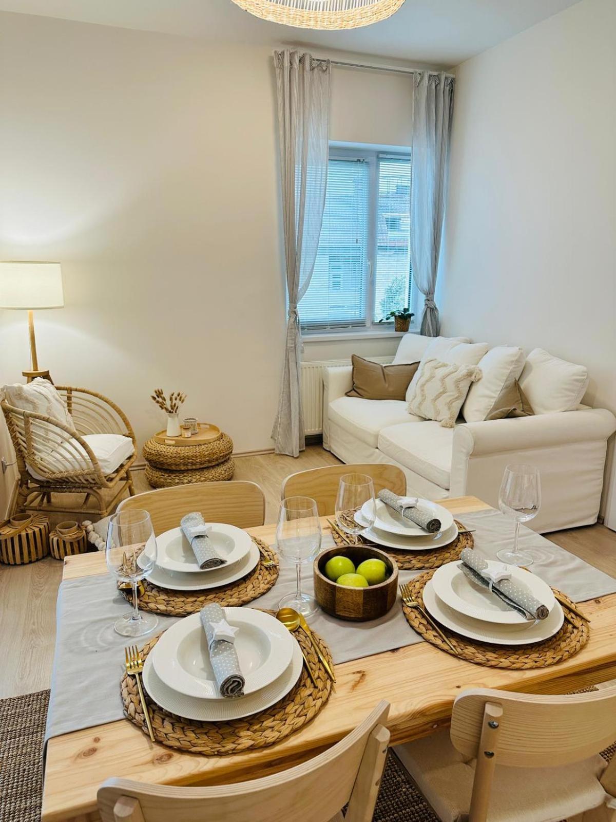 Apartment Cozy And Unique Near Train Station Bratislava