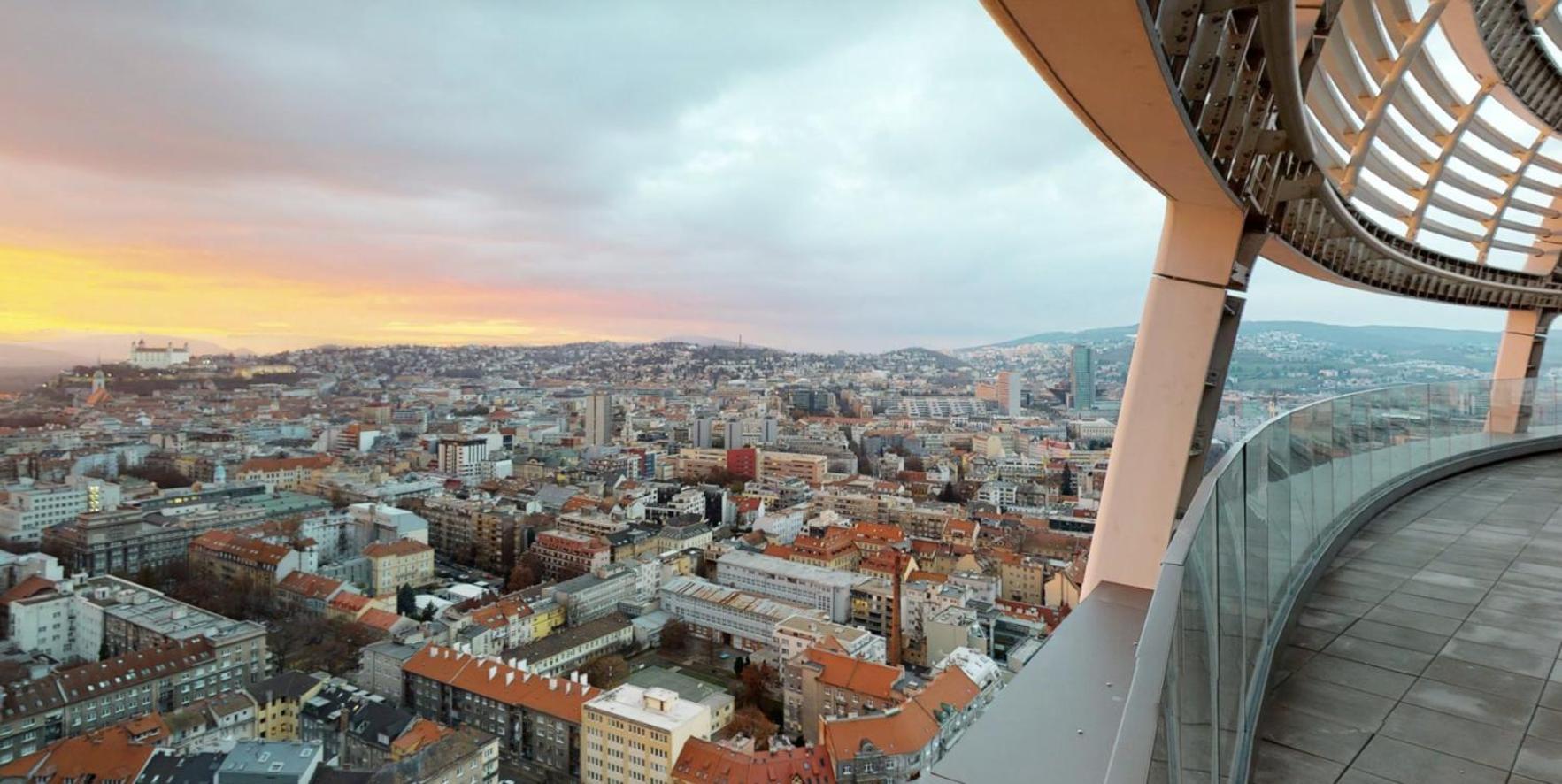 Apartment Sky Park-20th Floor Sunset Views - Parking *