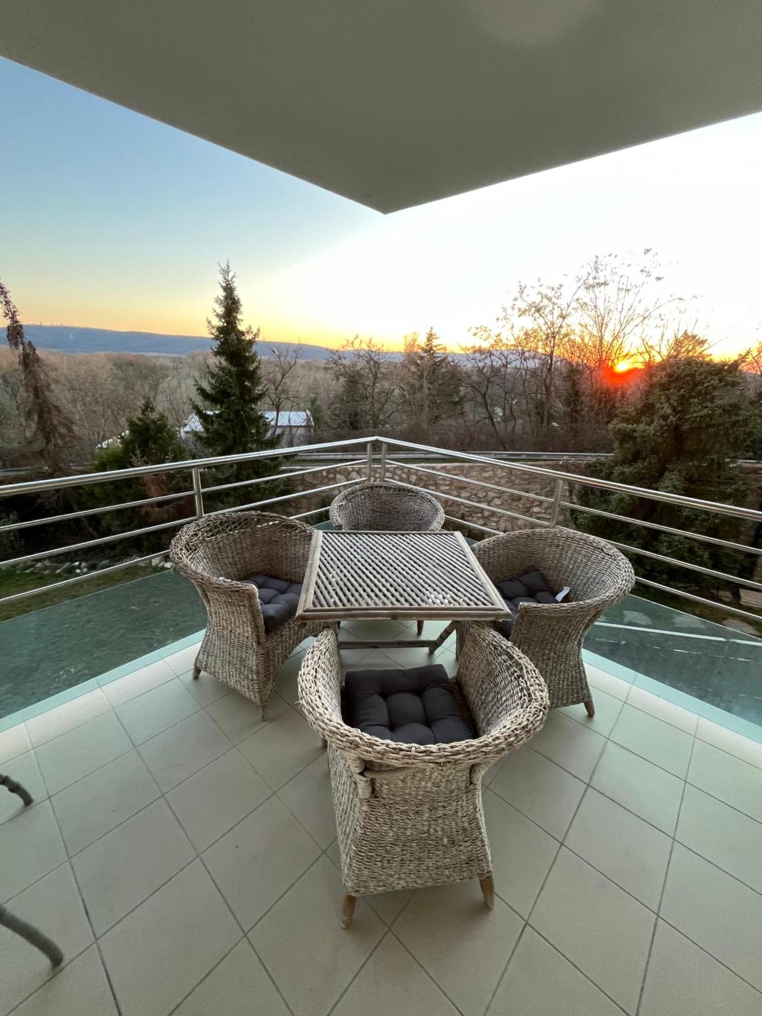 Butterfly Residence 165M2 Spacious Apartment With 4 Free Parking Spaces Playground And Gym Appartamento Bratislava