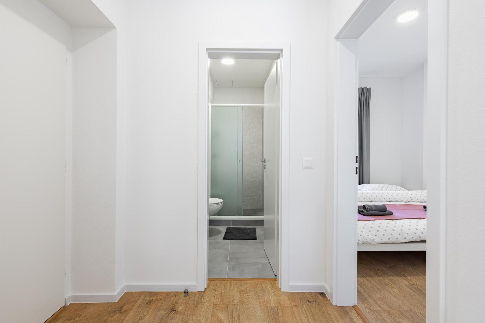 Levicka - 4 * Bratislava