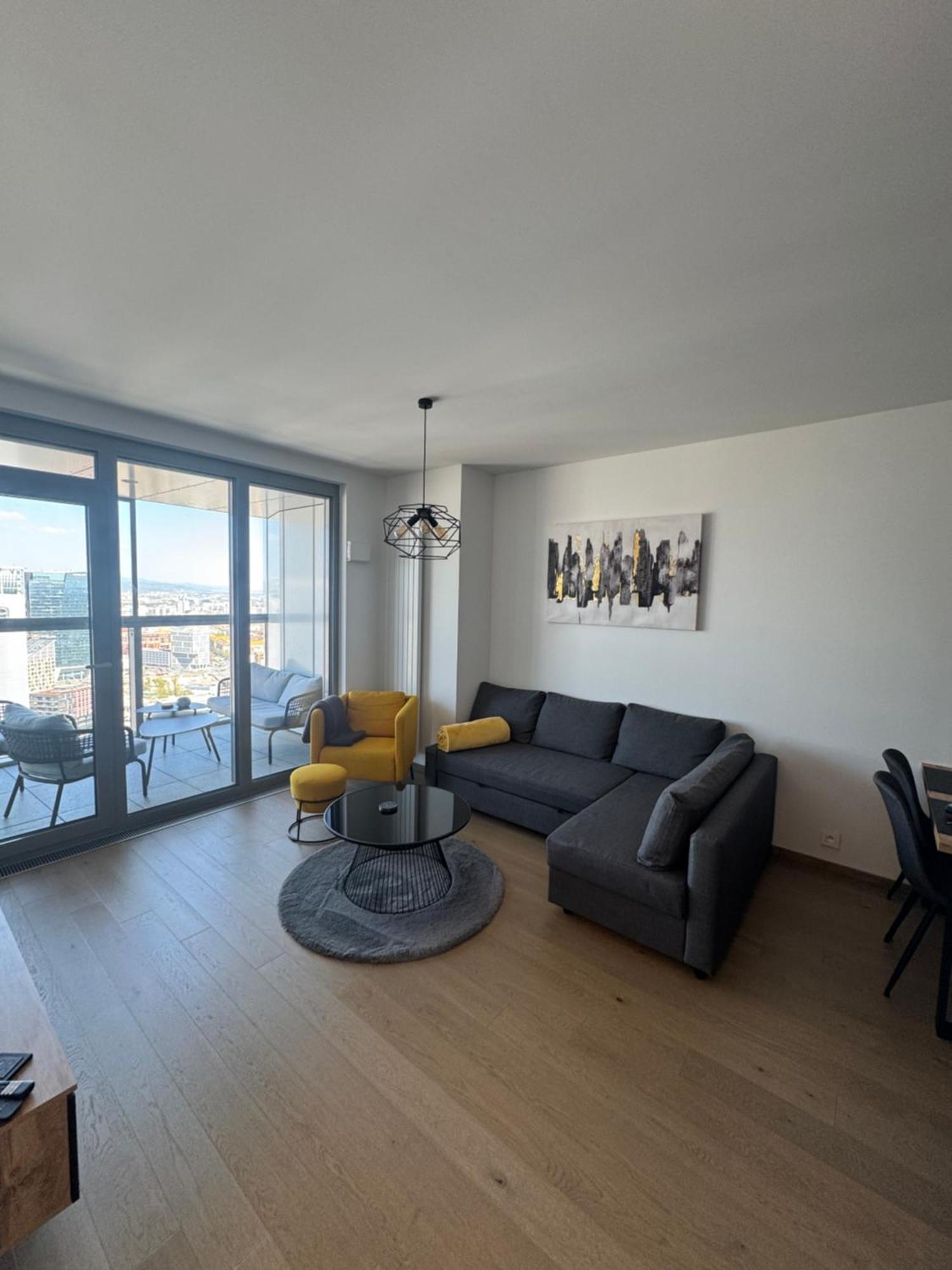 Apartment Eurovea Tower 31 Floor Sky *