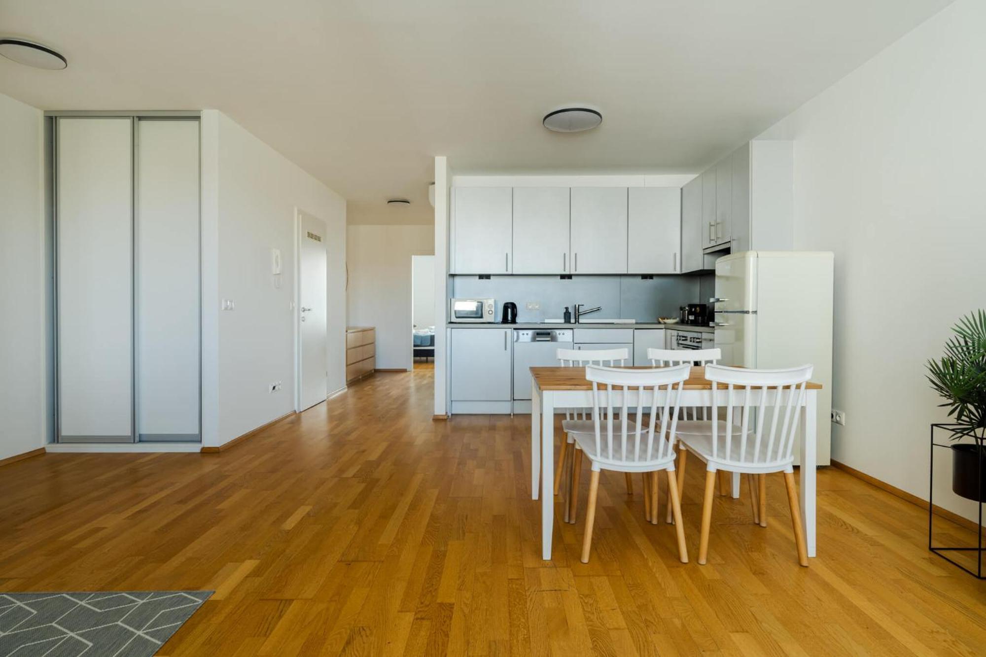 Business & Family Ambiente Apartments Apartment Bratislava