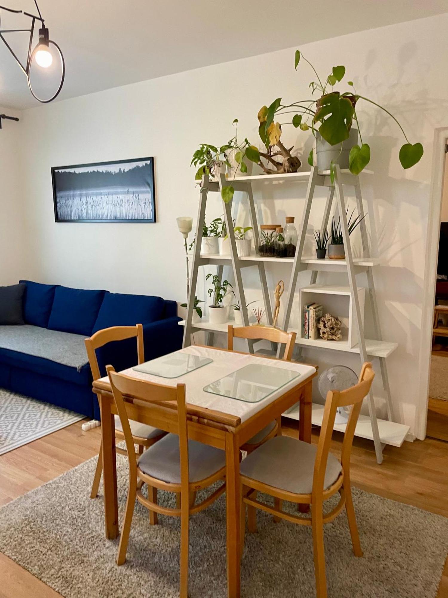 Cozy Self Check-in In Vibrant Ruzinov Area, Komarnicka 42, *