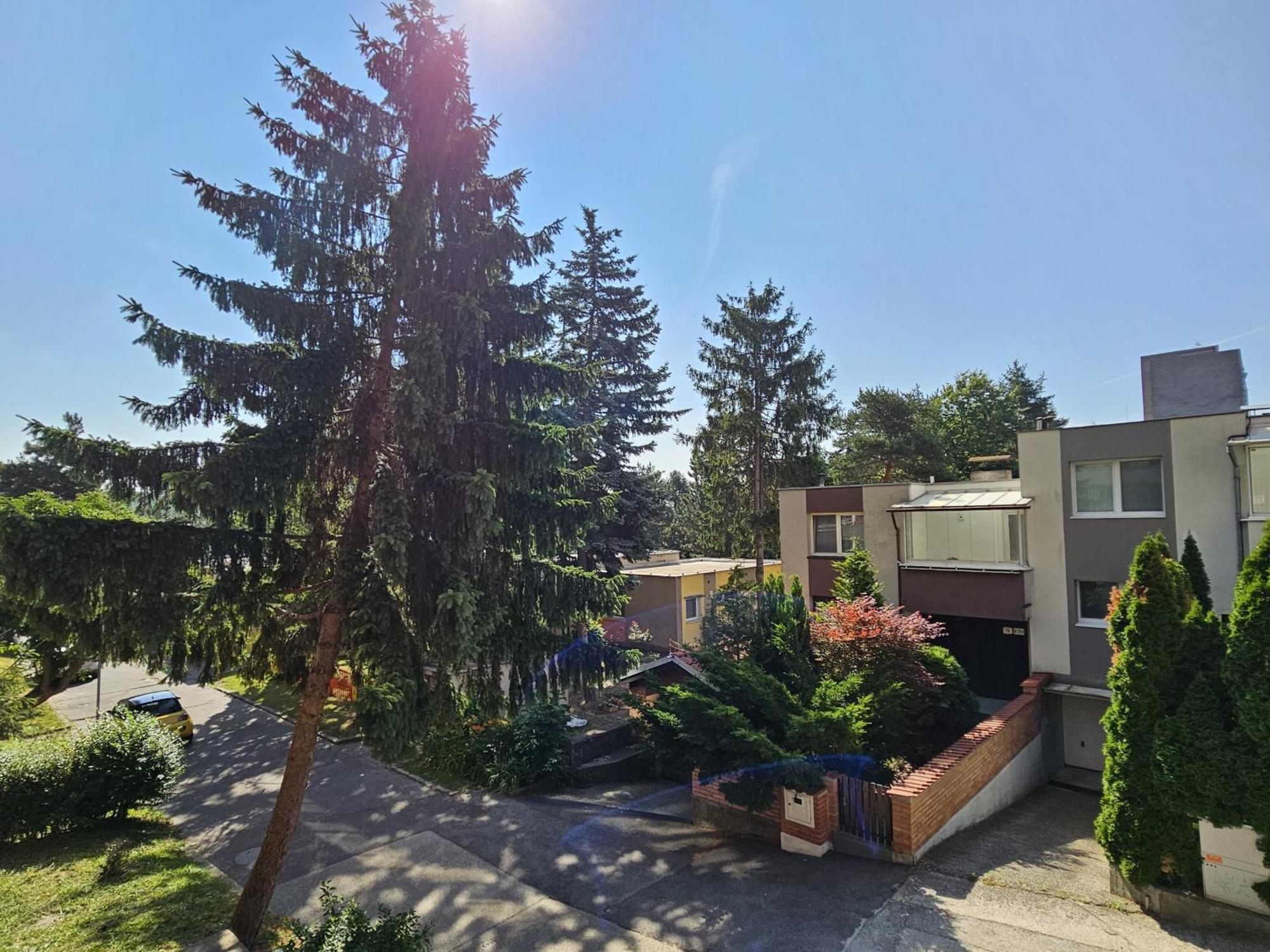 Karlove 3 Free Parking, Family Friendly, Near Center * Bratislava