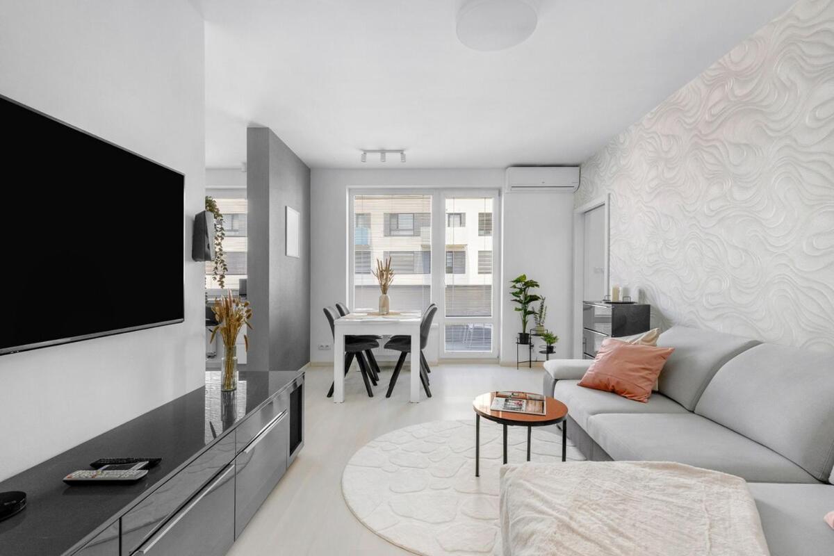 Premium With Balcony And Parking