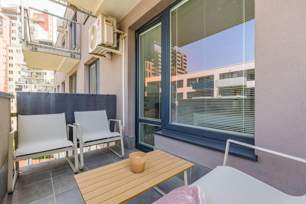 Premium With Balcony And Parking