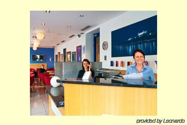 Blue Hotel Pressburg